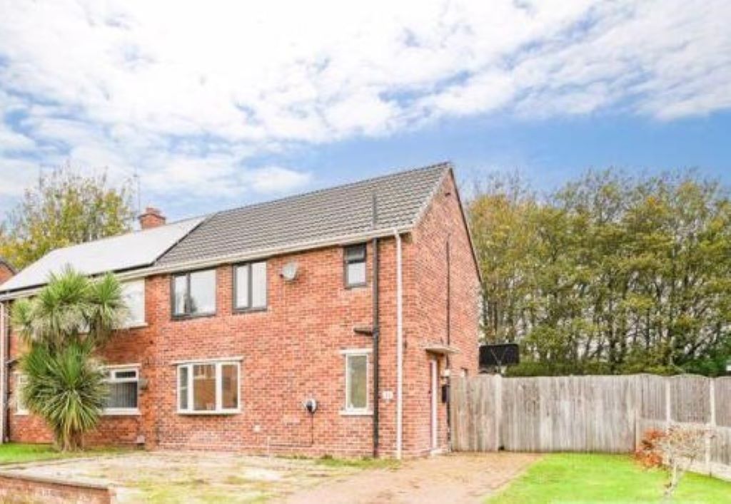 Property photo 1 of 12