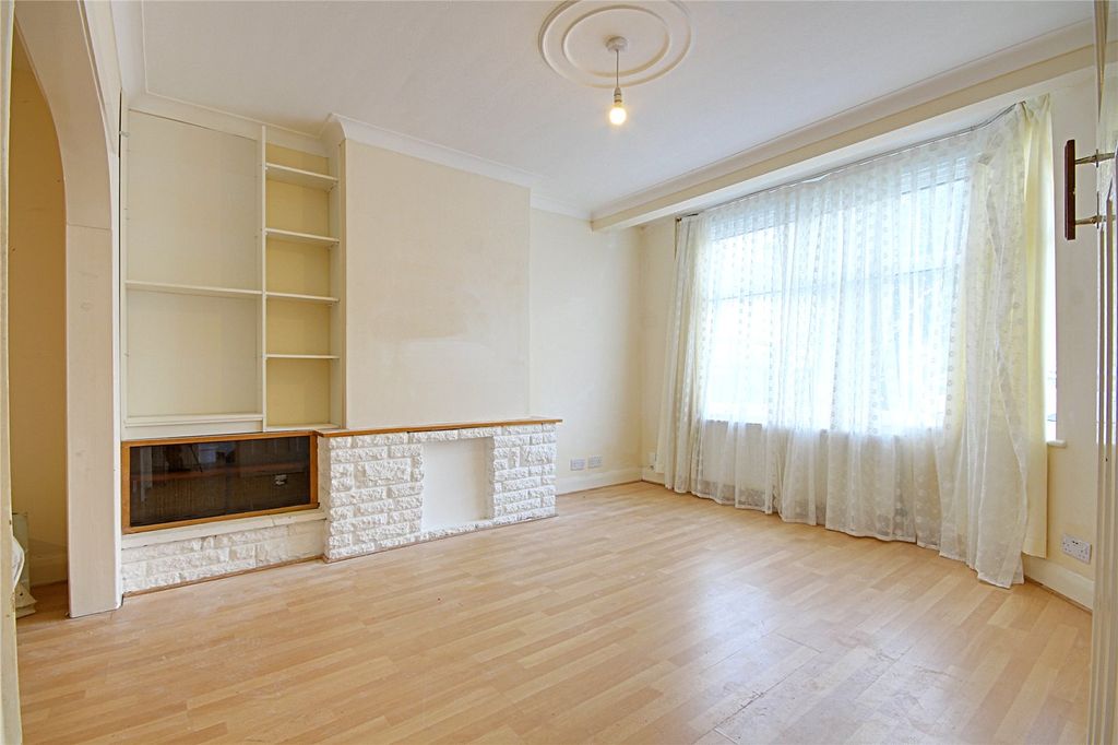 Property photo 2 of 10 Picture No. 01