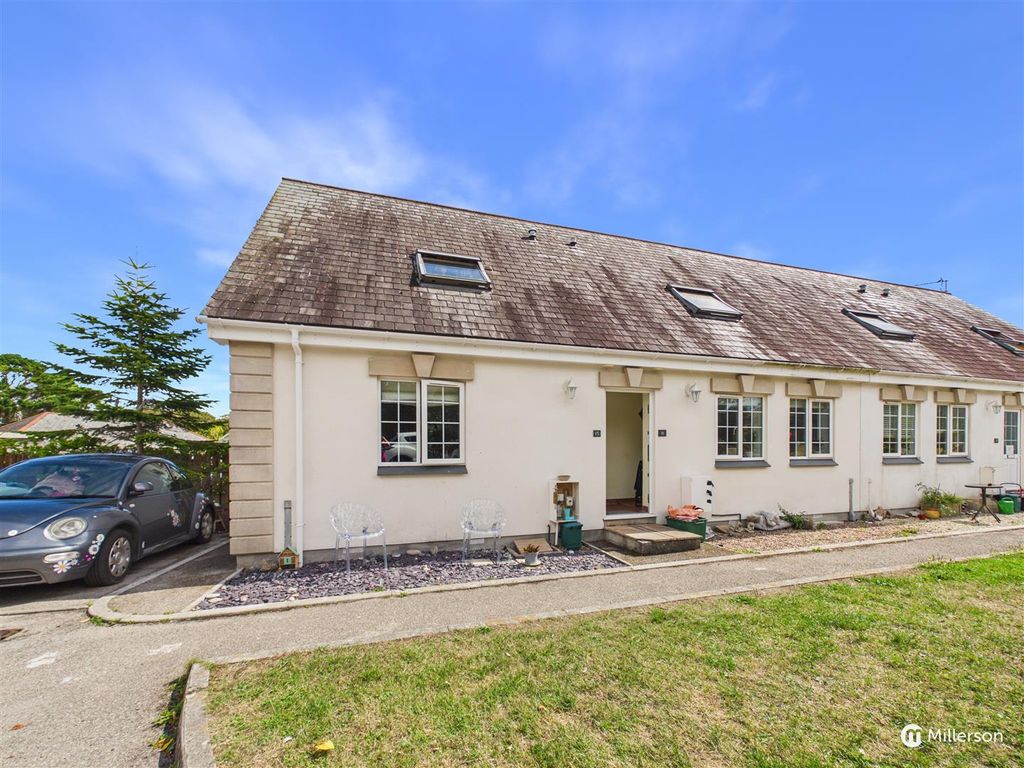 Property photo 1 of 13 Front