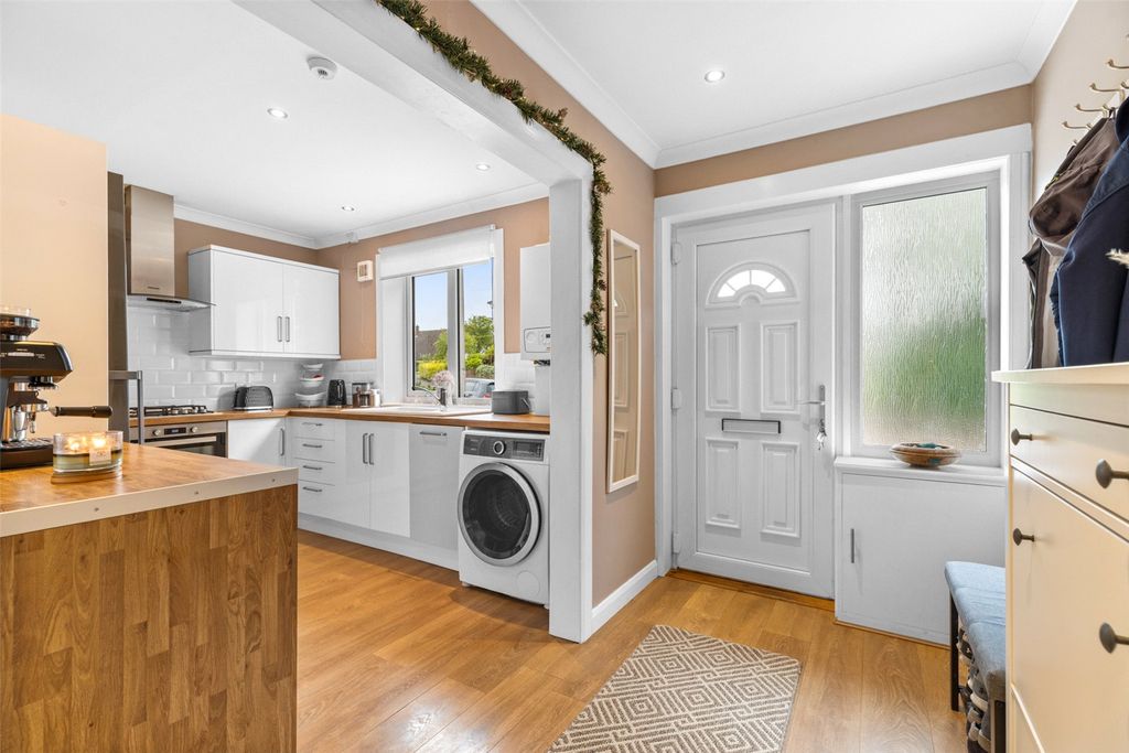 Property photo 3 of 13 Kitchen