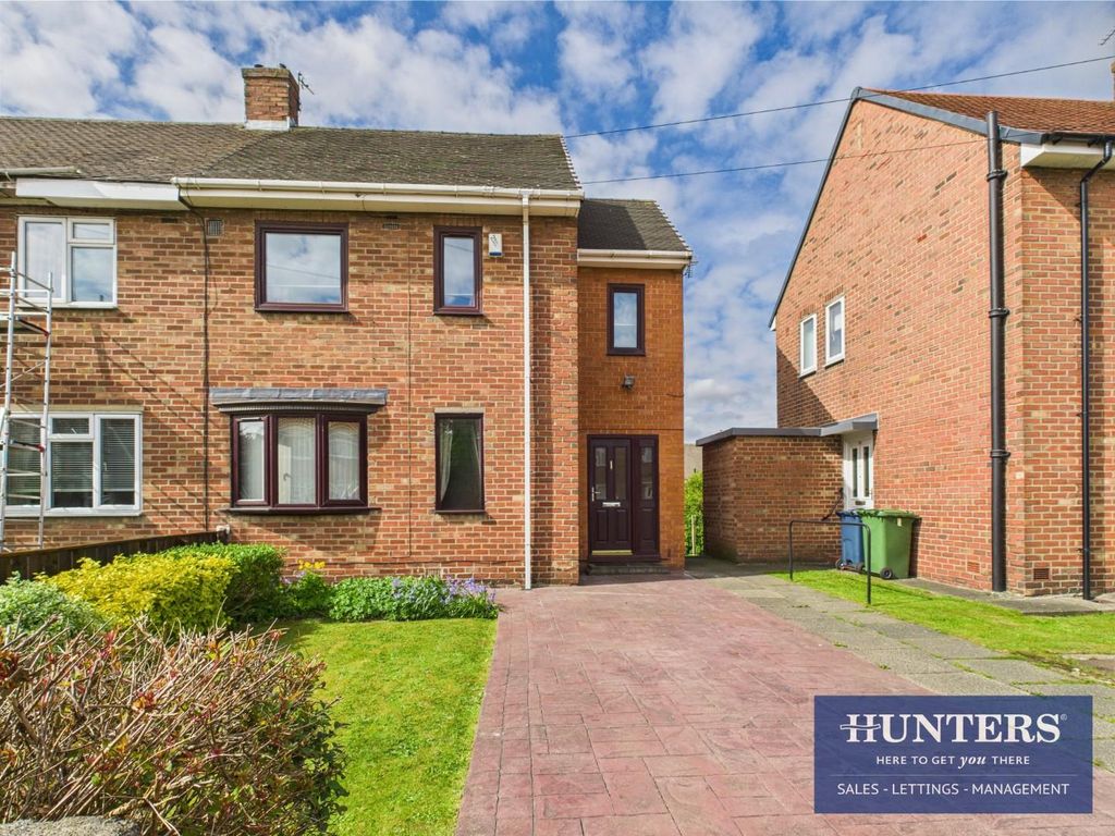 Property photo 1 of 17 External