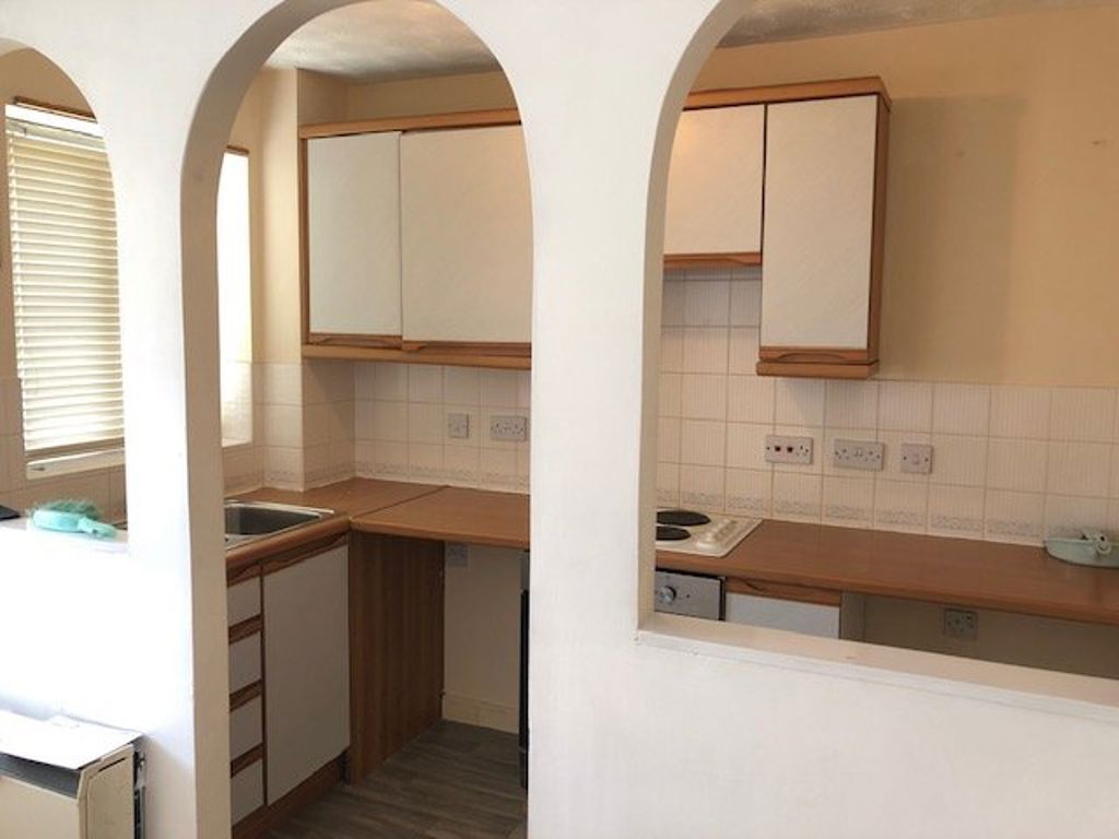 Property photo 2 of 5