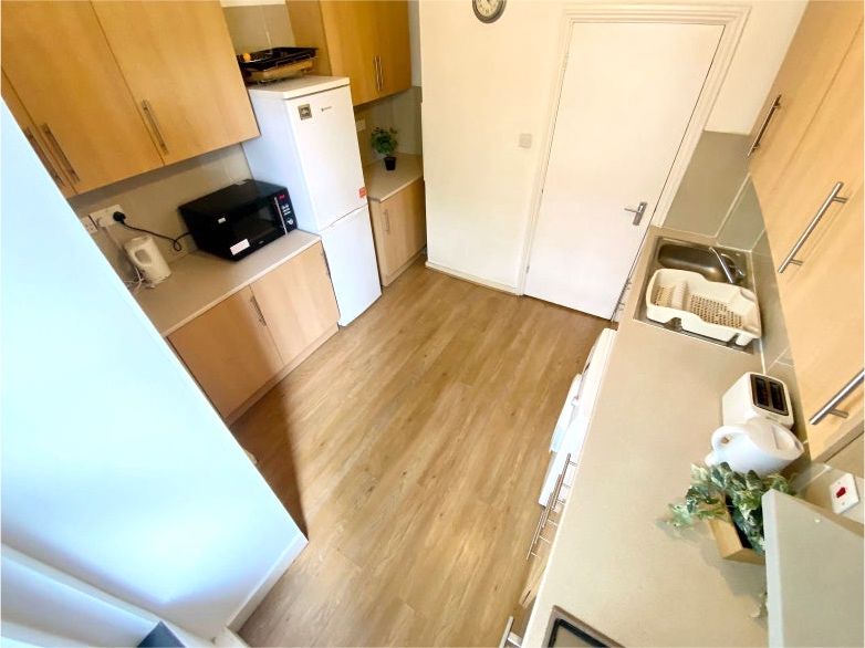 Property photo 3 of 3