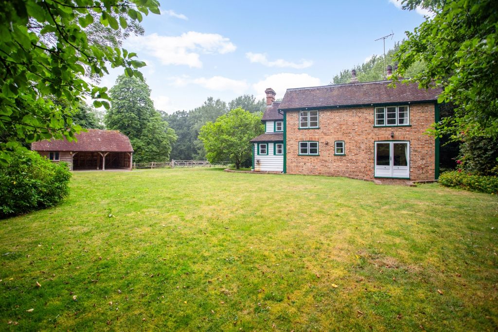 Property photo 2 of 10