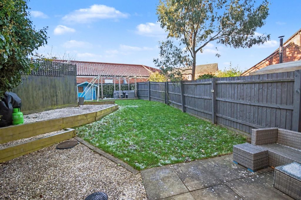 Property photo 2 of 14