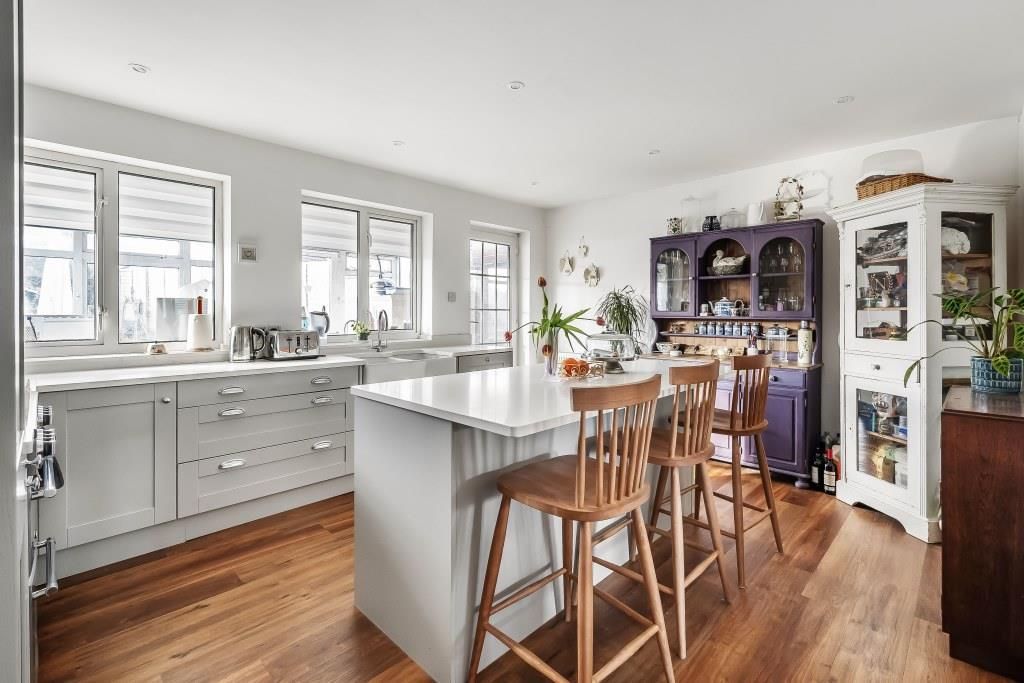 Property photo 2 of 19 1-Chalkpit-Lane-3.Jpg