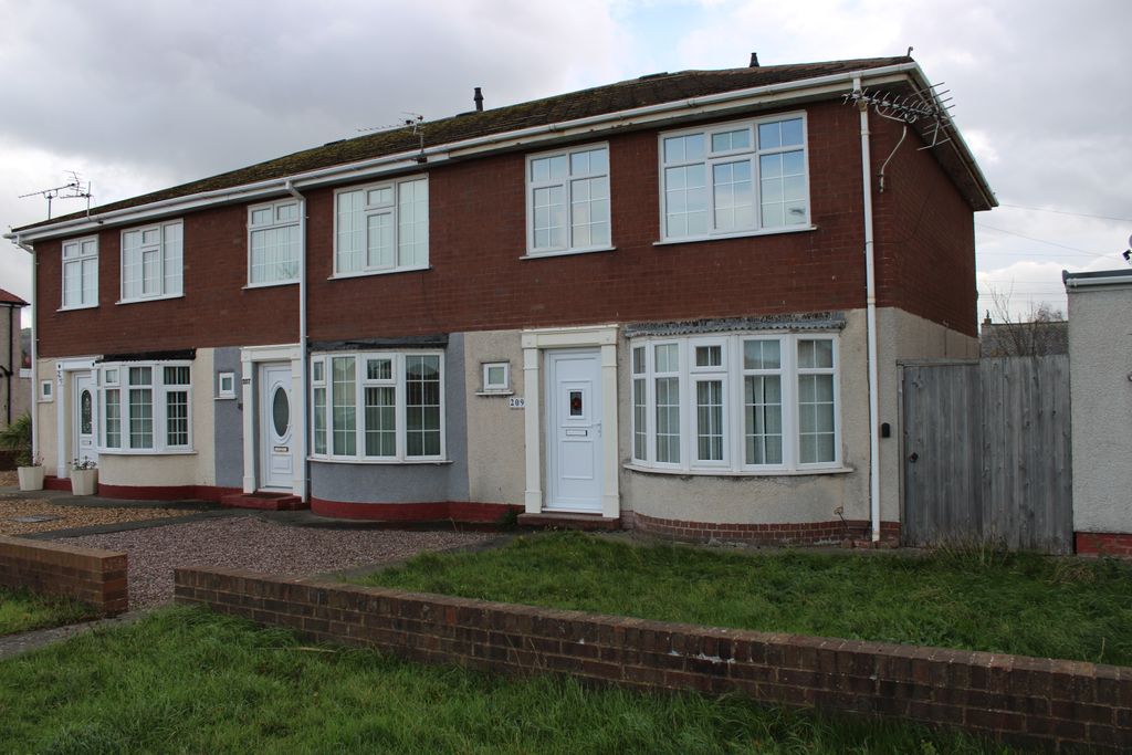 Property photo 2 of 14