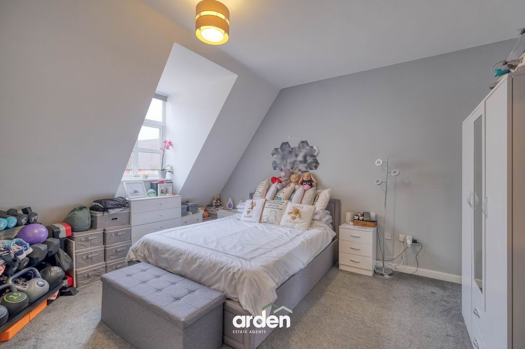 Property photo 3 of 16