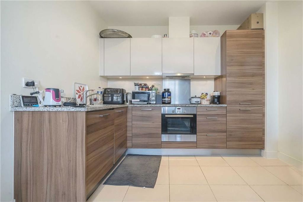 Property photo 2 of 5