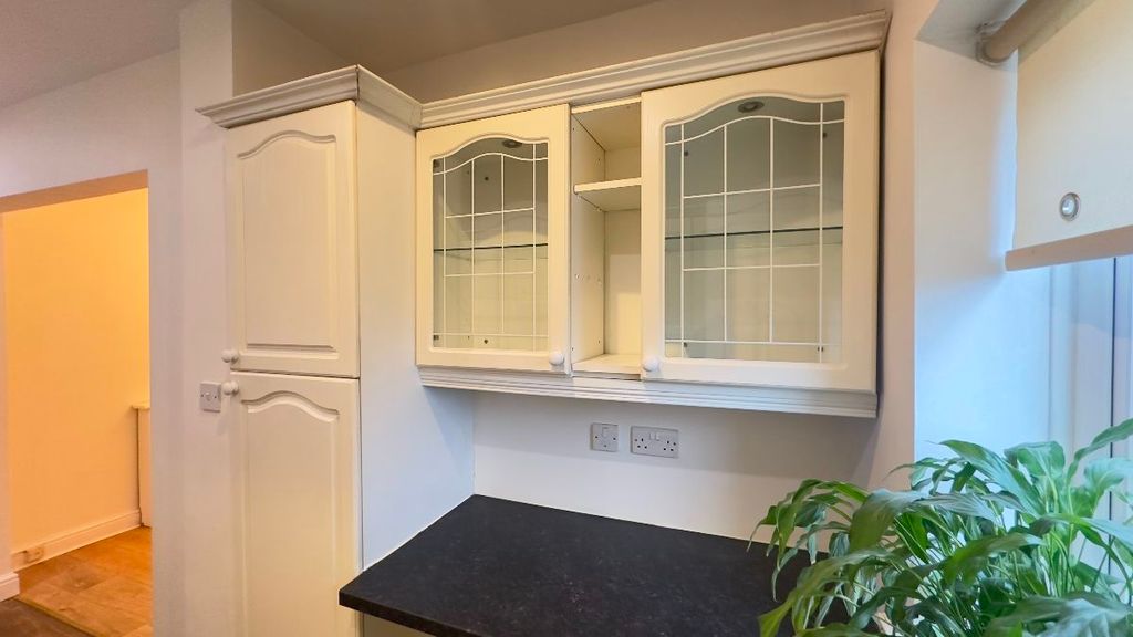 Property photo 3 of 48