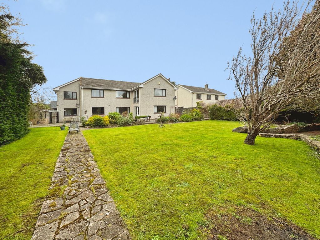 Property photo 2 of 44