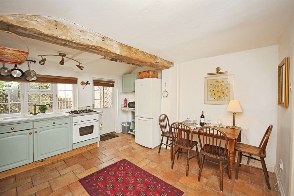 Property photo 3 of 16