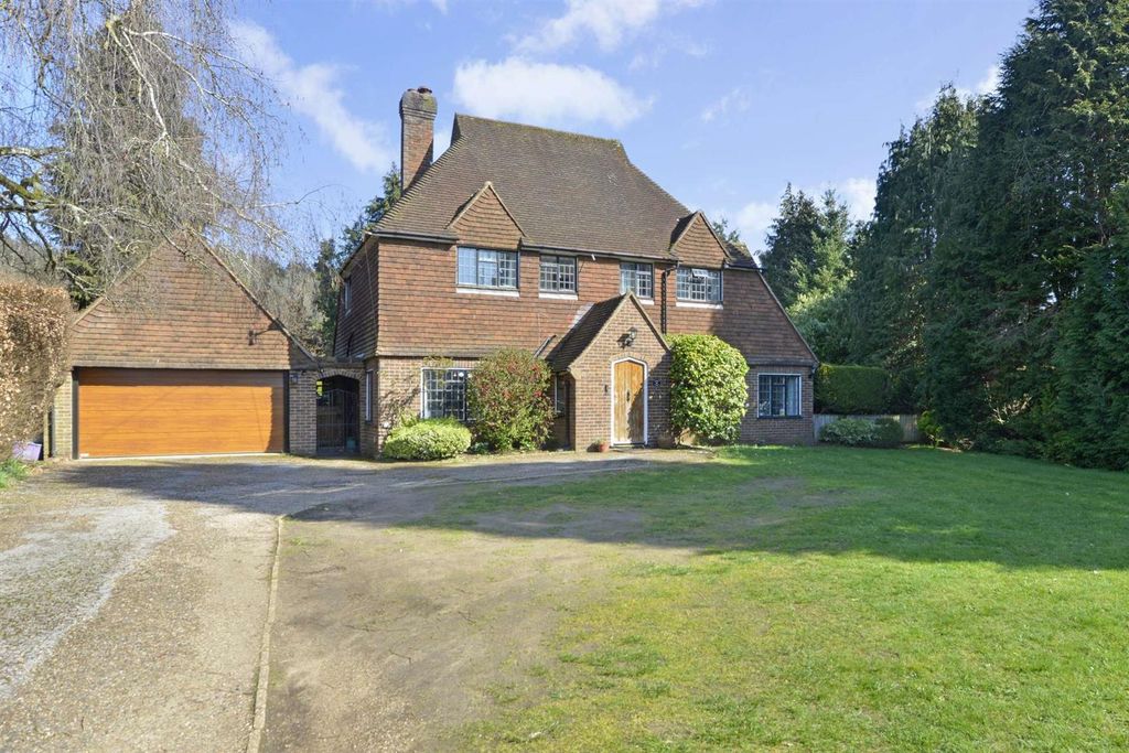 Property photo 1 of 15 Sketch_Ph1_6467602Z-1920.Jpg