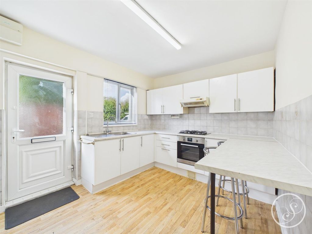 Property photo 2 of 13 Kitchen