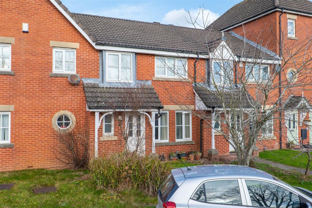 Property photo 1 of 16 Front External