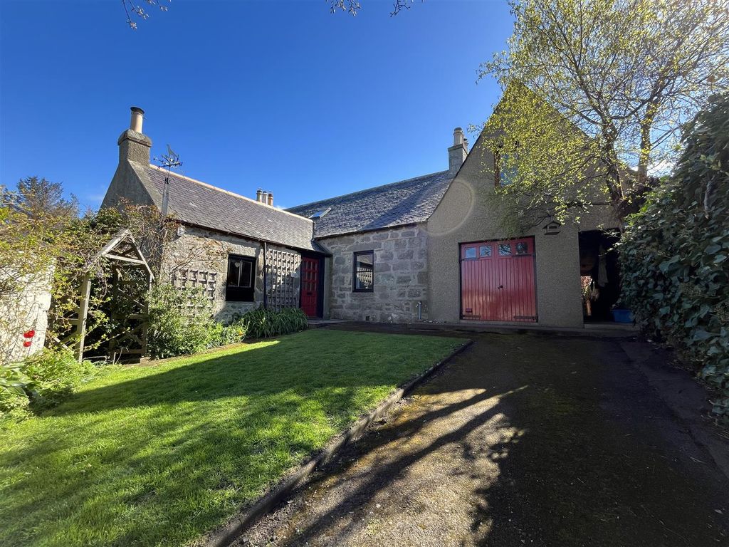 Property photo 2 of 40 Burnbank