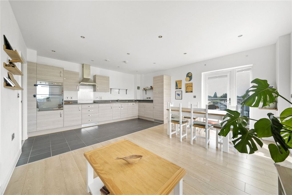 Property photo 1 of 18 Picture No. 07