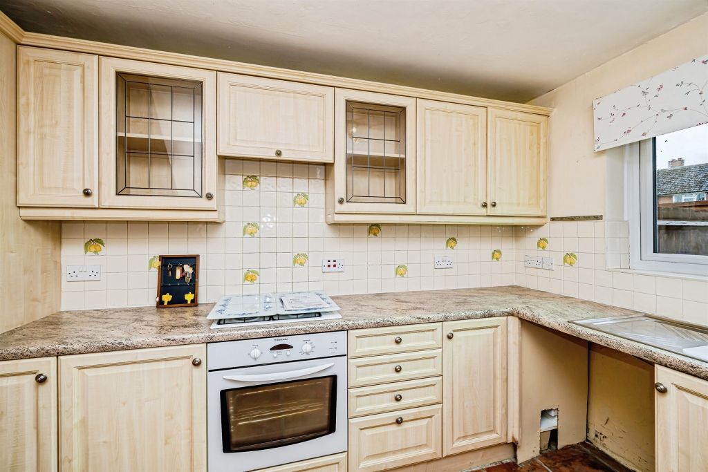 Property photo 2 of 14