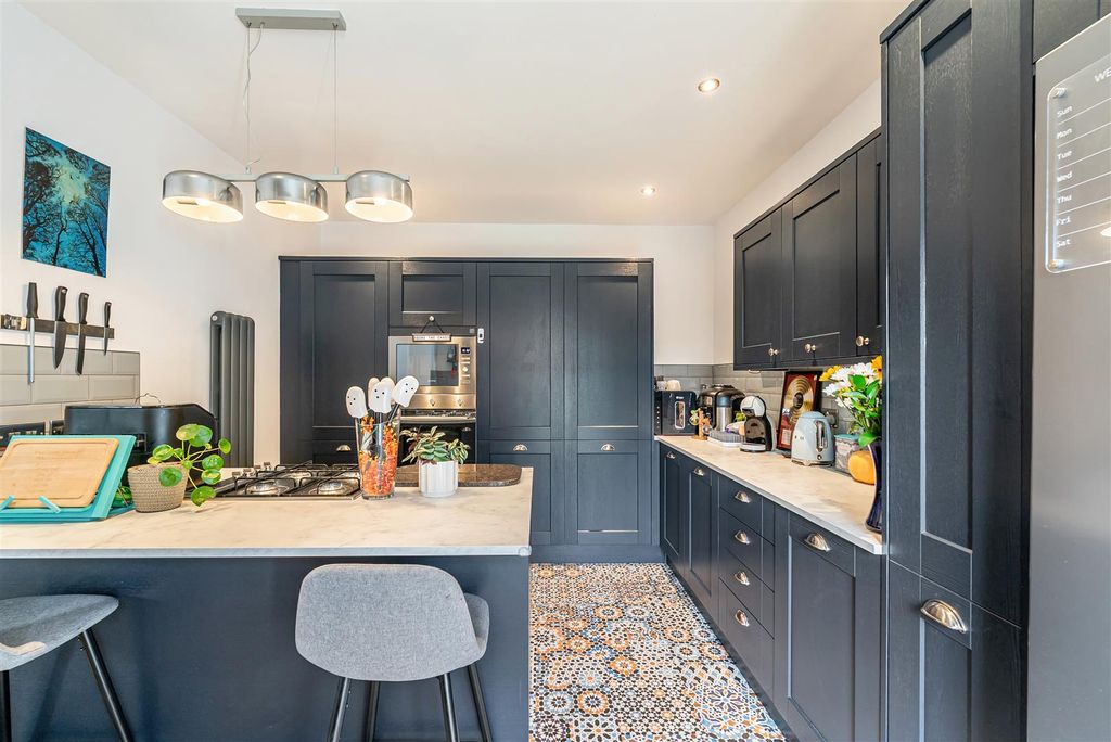 Property photo 3 of 22 Kitchen/Dining/Family