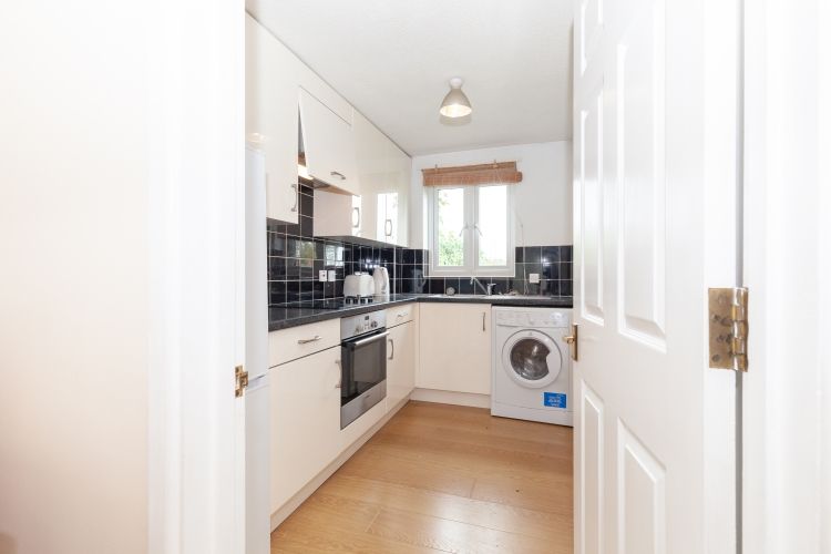 Property photo 3 of 9 233794