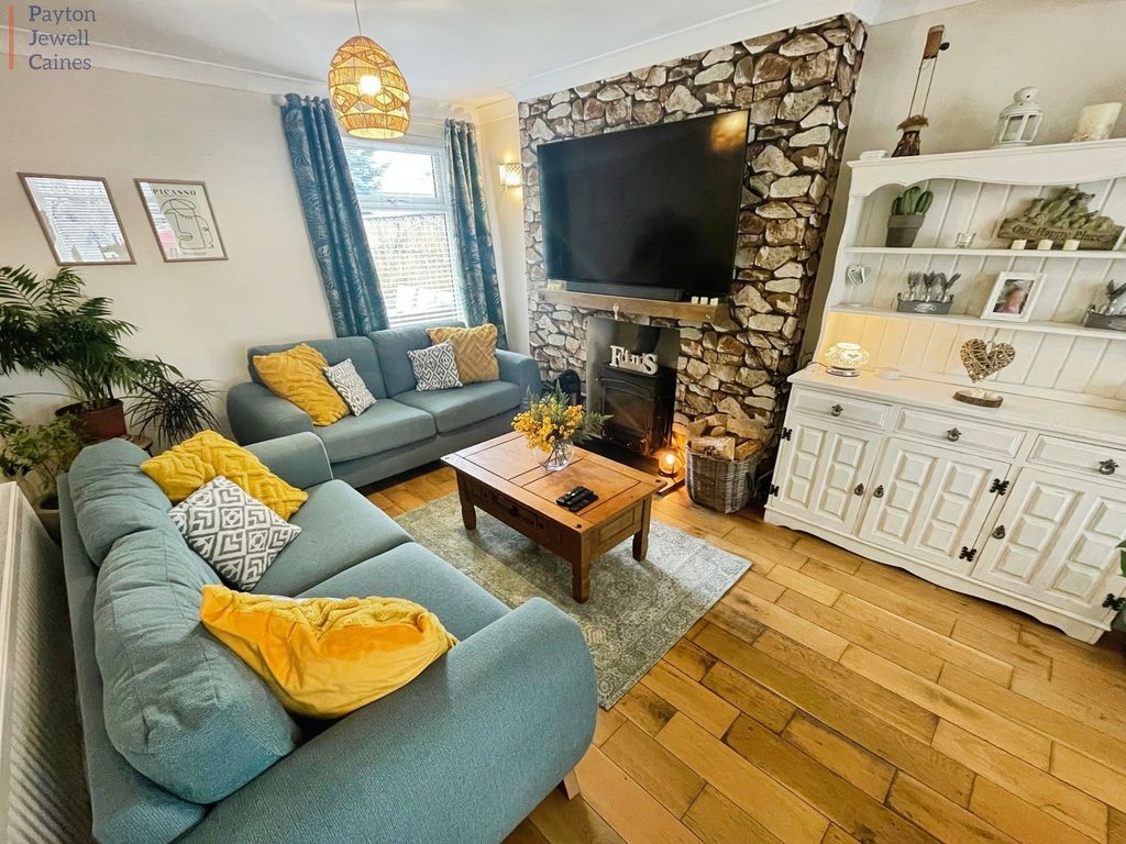 Property photo 3 of 16 Not Specified