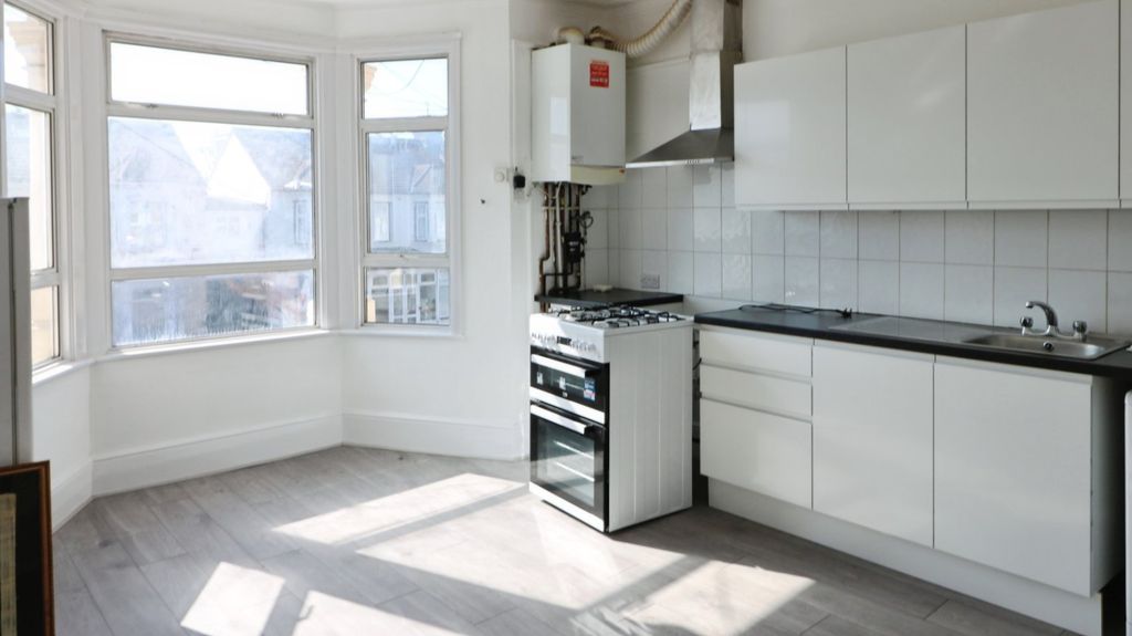 Property photo 2 of 5 Picture No. 02