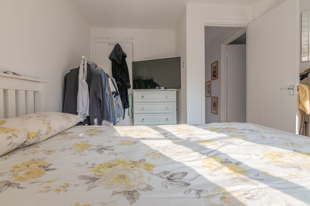 Additional image 16 of 1 bed flat for saleMiddle Close, Swadlincote DE11