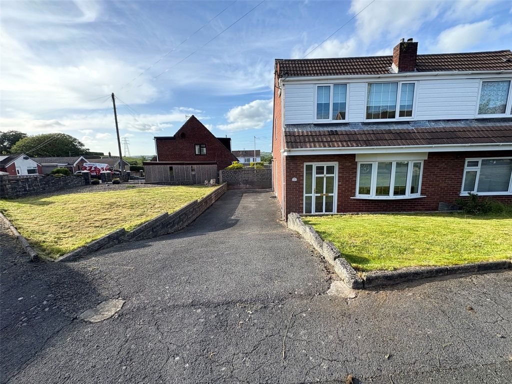 Property photo 1 of 15 Picture No. 28
