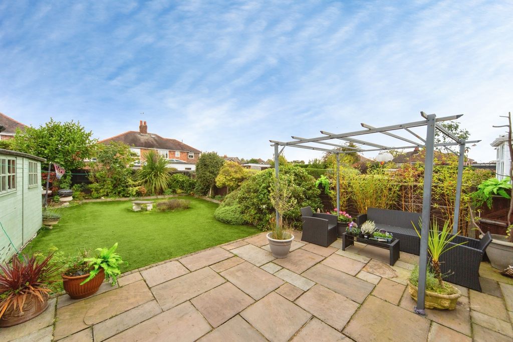 Property photo 2 of 19 Pbox-Img.Jpg