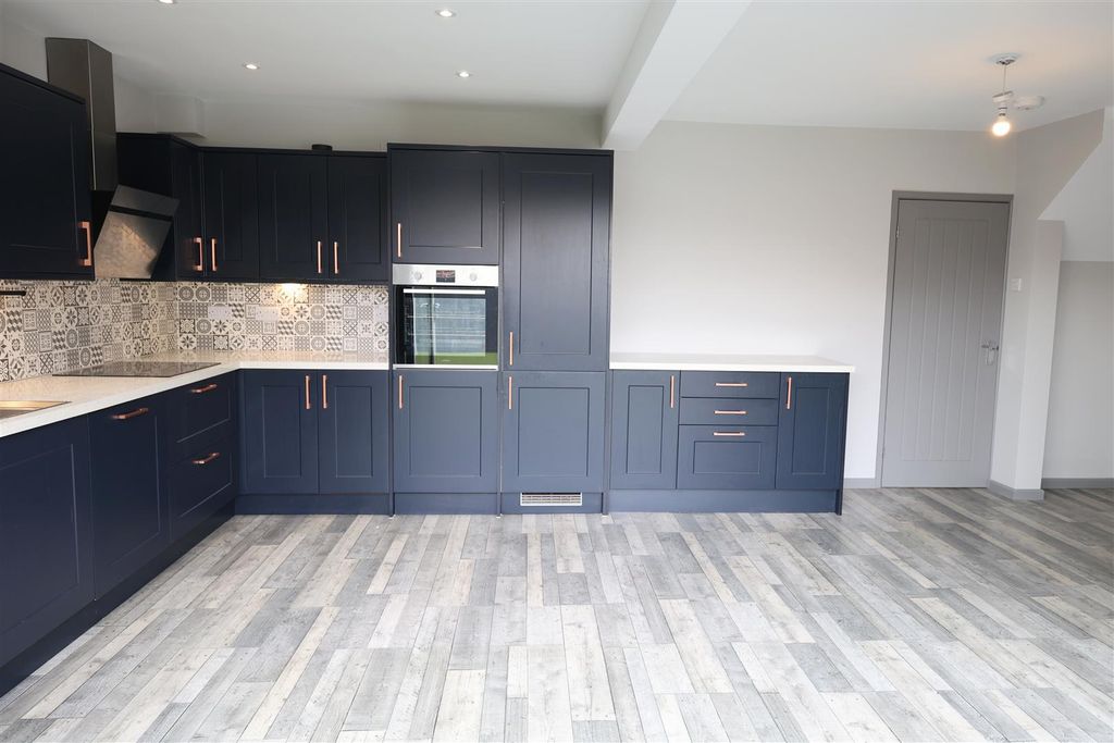 Property photo 3 of 18 Ki.Jpg