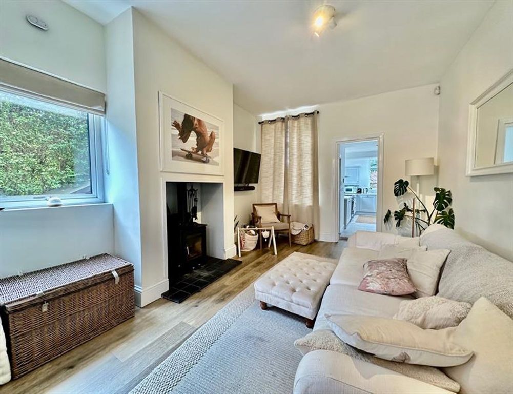 Property photo 3 of 18