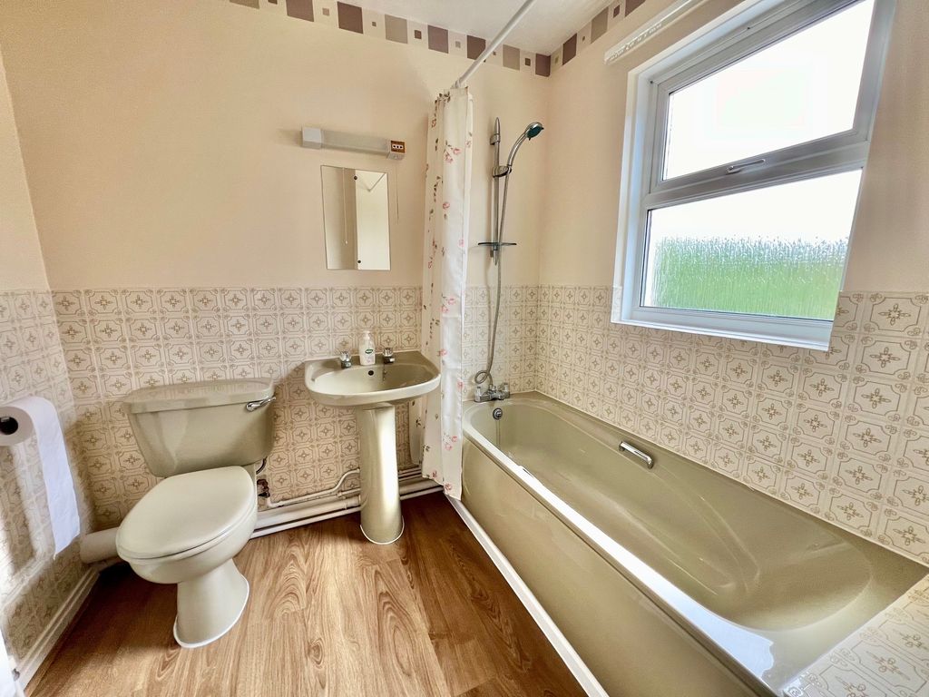 Additional image 8 of 2 bed flat for saleCyprus Road, Exmouth EX8