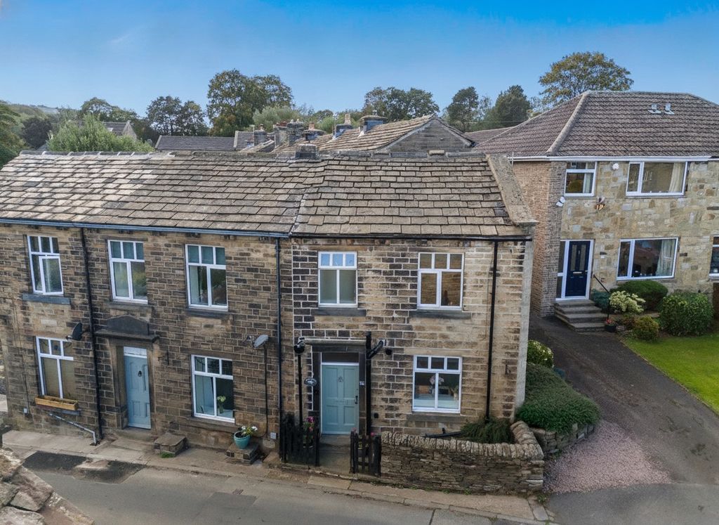 Property photo 1 of 19 5563111