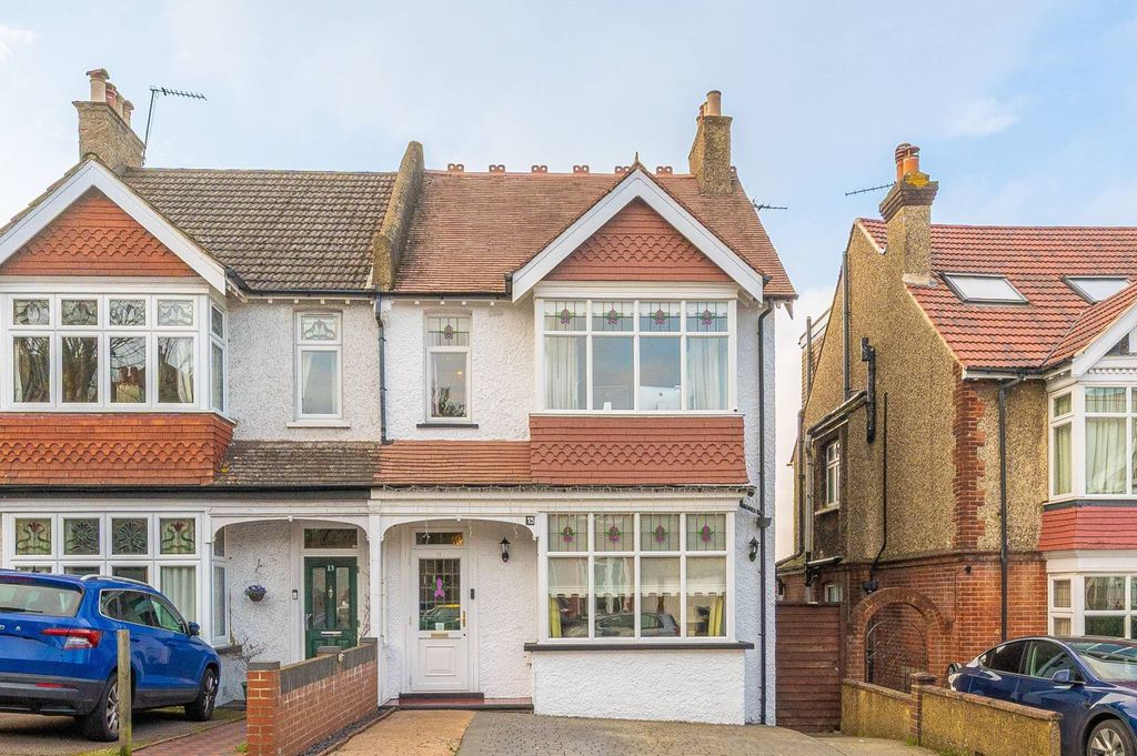 Property photo 2 of 22