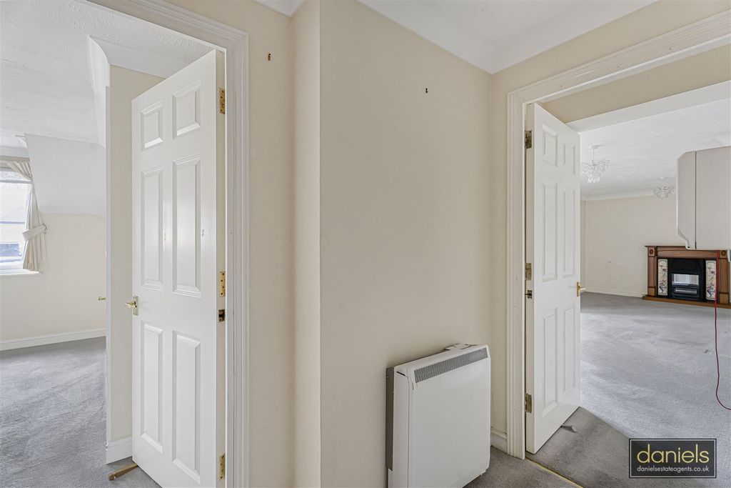 Property photo 3 of 9 6_66599_Watermarked.Jpg