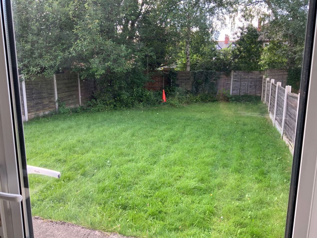 Property photo 3 of 25