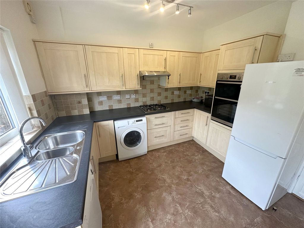 Property photo 3 of 17 Picture No. 14