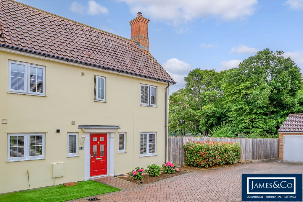Property photo 1 of 16 88Woodlandsparkdrivea