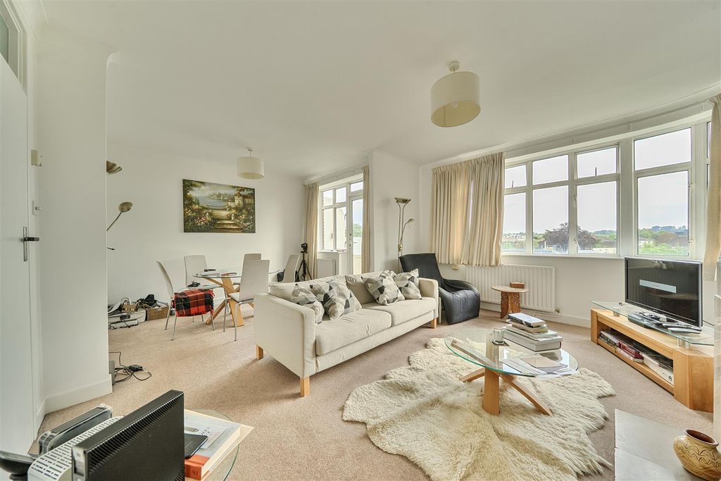 Property photo 2 of 17 1455768-8-69Fe3Af260Bd0.Jpg