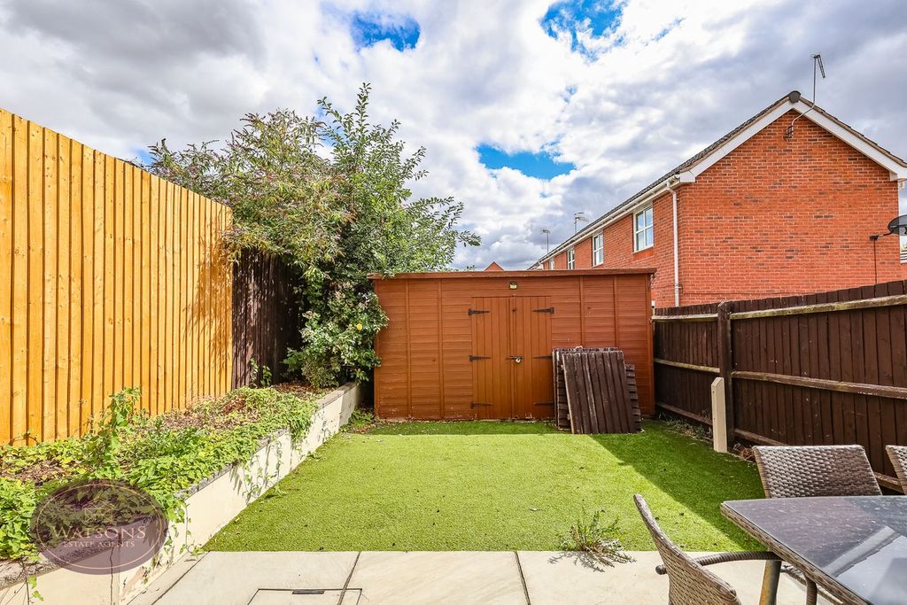 Property photo 2 of 13