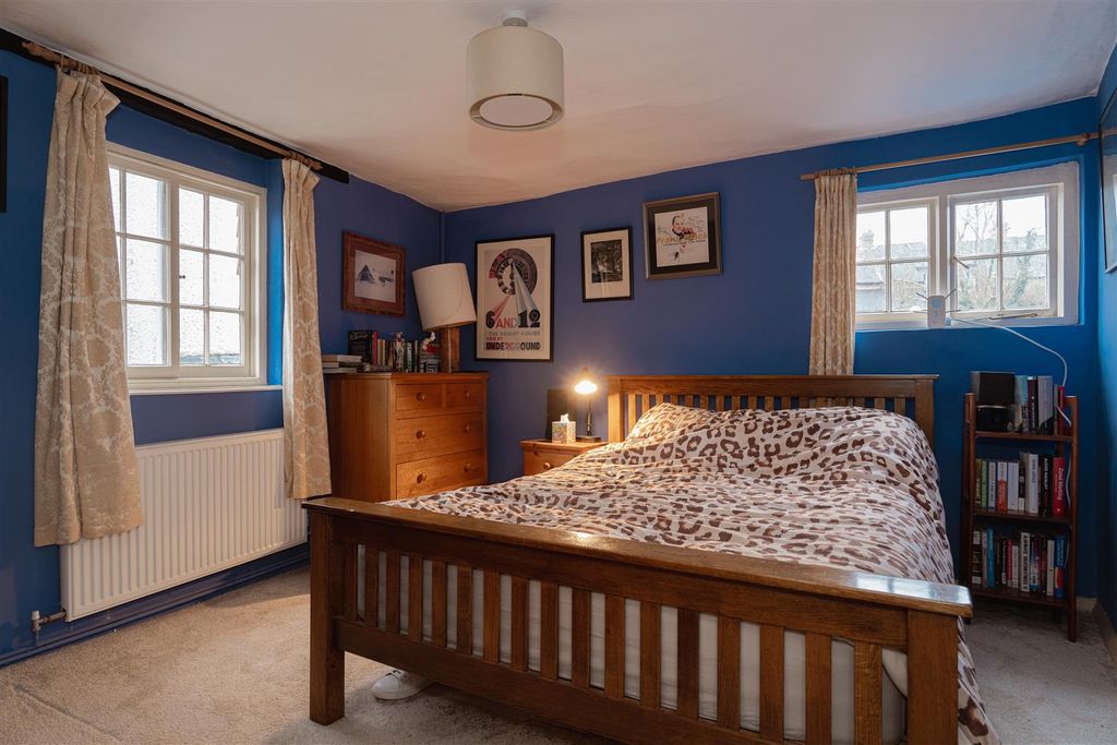 Additional image 11 of 3 bed semi-detached house for saleDene Street, Dorking RH4