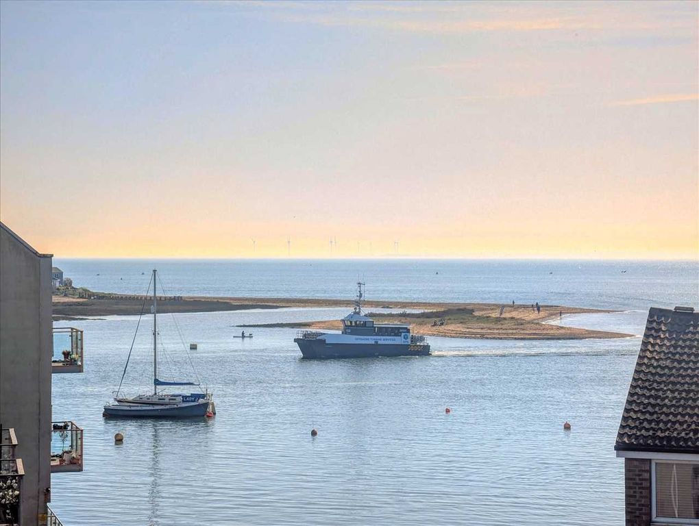 Property photo 1 of 15 Main Picture