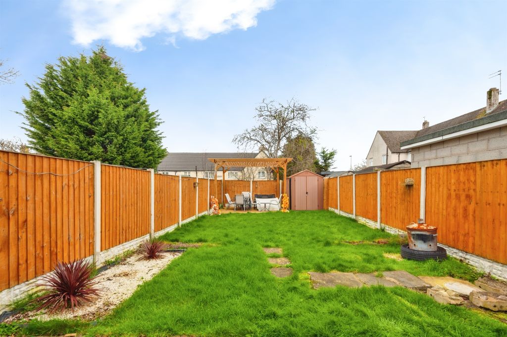 Property photo 2 of 18