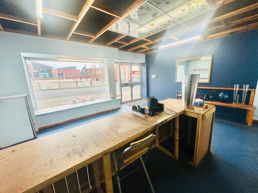 Property photo 2 of 8 Gallery