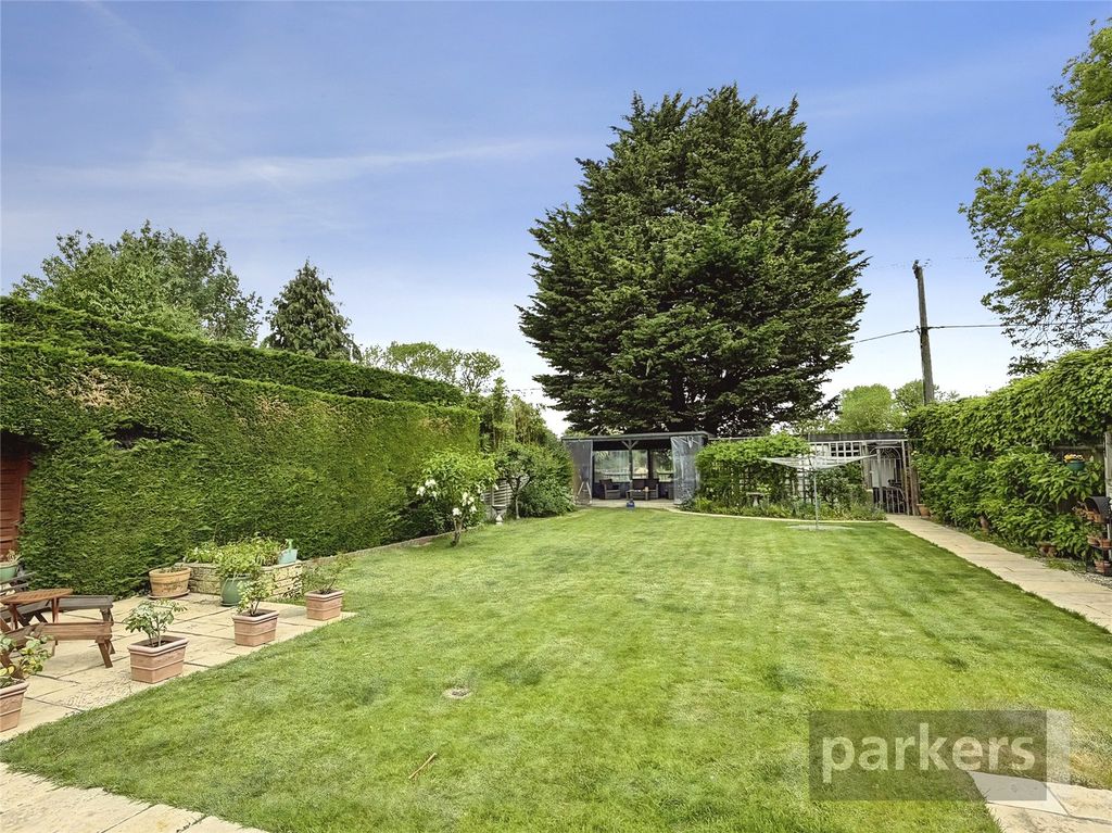 Property photo 3 of 23 Picture No. 17