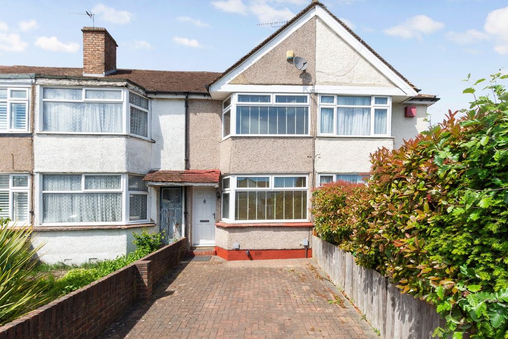 Property photo 1 of 12