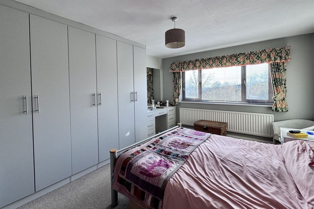 Additional image 18 of 5 bed detached house for saleHaywards Close, Glossop SK13