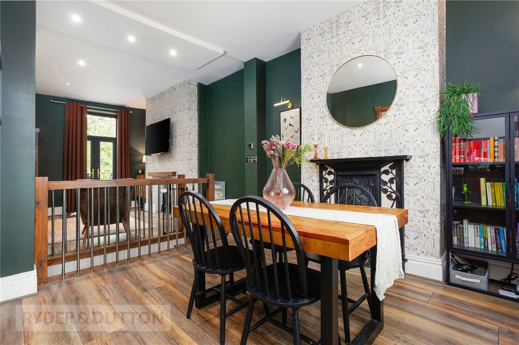 Property photo 1 of 27 Dining Area