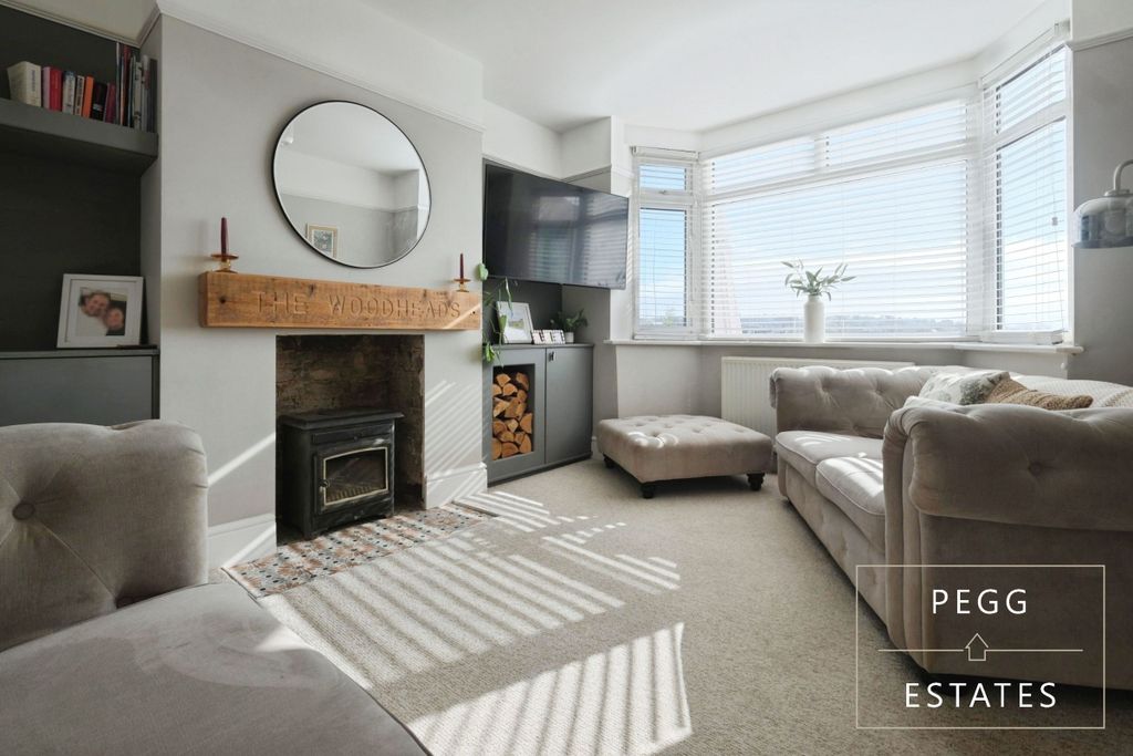 Property photo 3 of 30