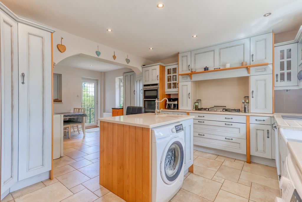 Property photo 3 of 18 Picture No. 04
